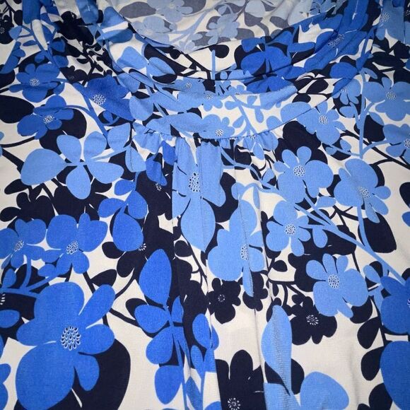 Rafaella Blue &‎ White Floral Blouse - Size Small - Picture 3 of 8